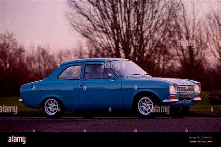 escort St. Day