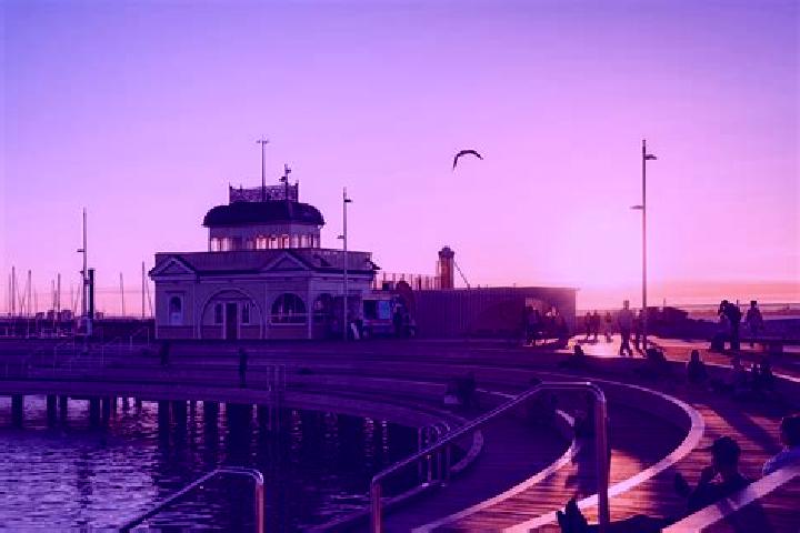 escort St Kilda West