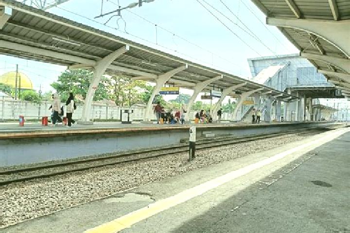 escort Stasiun