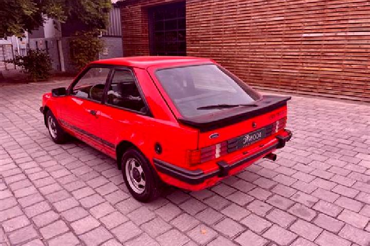escort Stathern