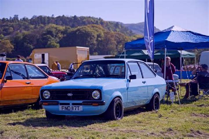 escort Stirling