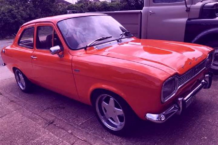 escort Stithians
