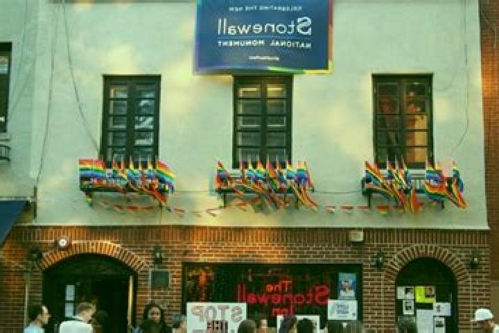 escort Stonewall