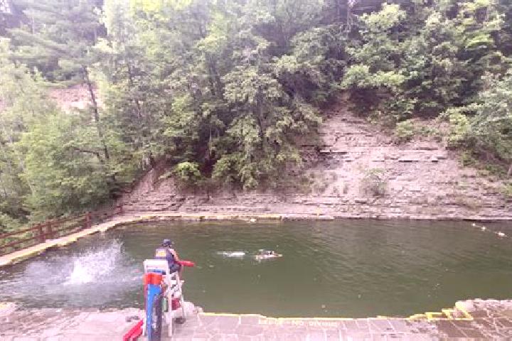 escort Stony Creek Mills