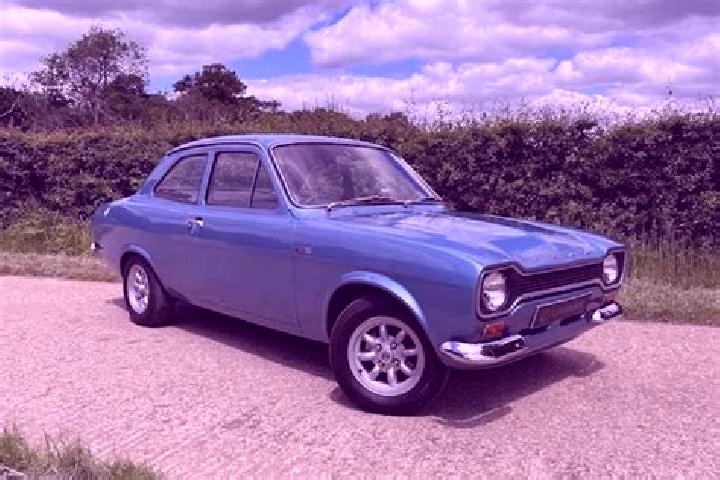 escort Stowbtsy