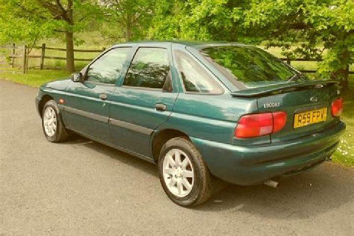 escort Strathpeffer