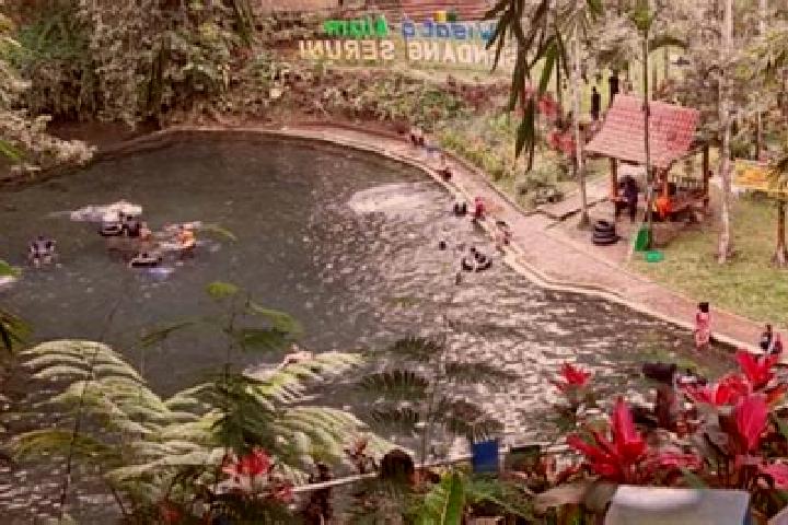 escort Sumberwaras