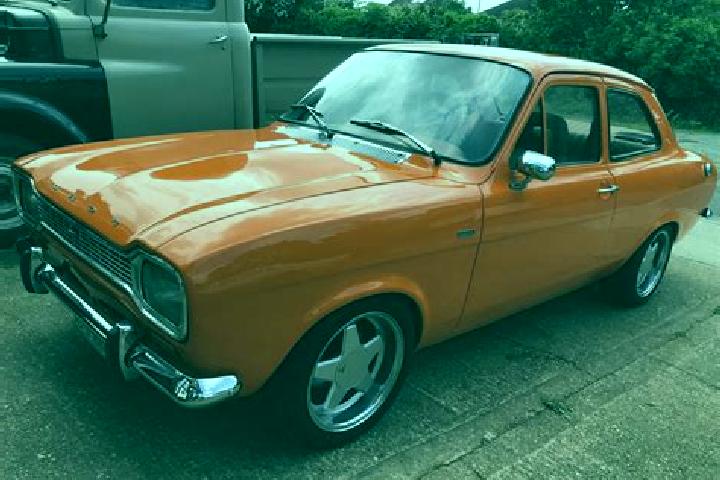 escort Tahuna