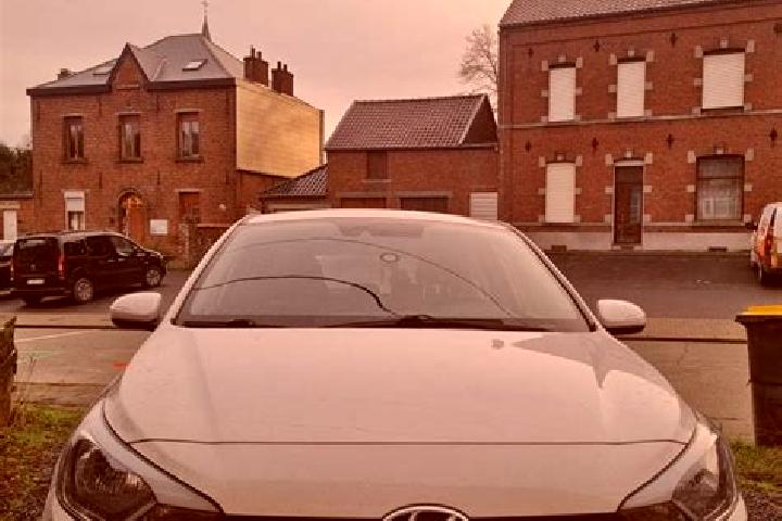 escort Taisnieres-sur-Hon