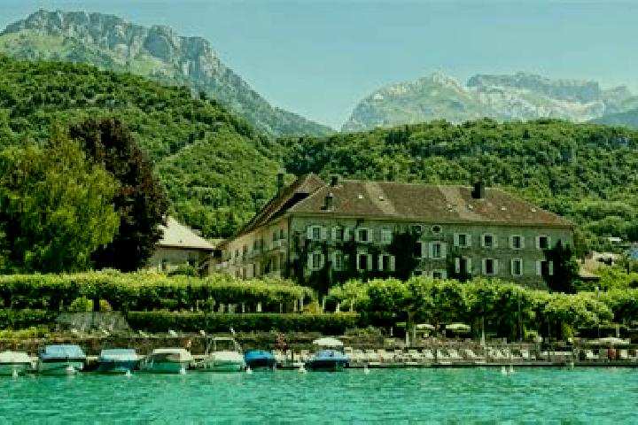 escort Talloires