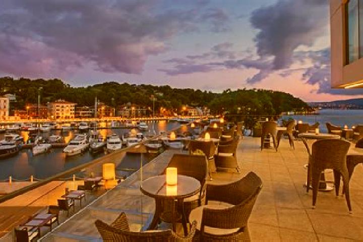 escort Tarabya