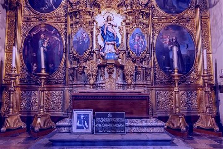 escort Tate de La Capilla