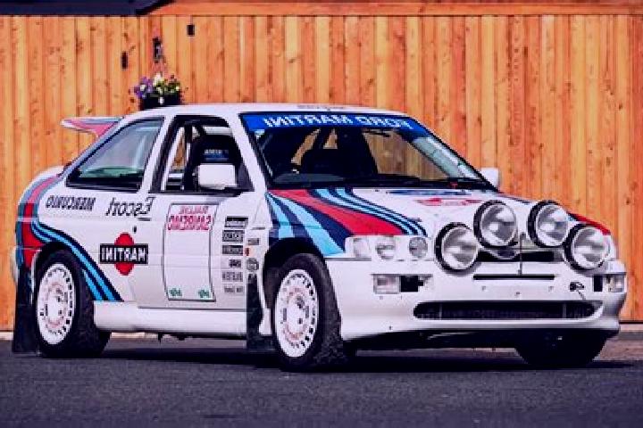 escort Taura