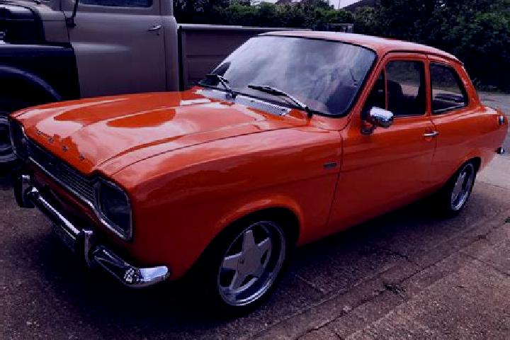 escort Tavin