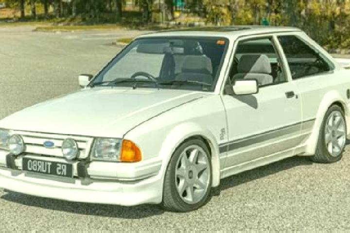 escort Tebedu