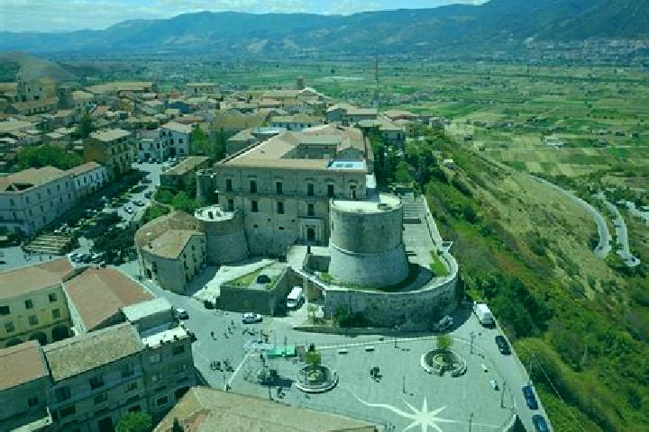 escort Teggiano-Macchiaroli