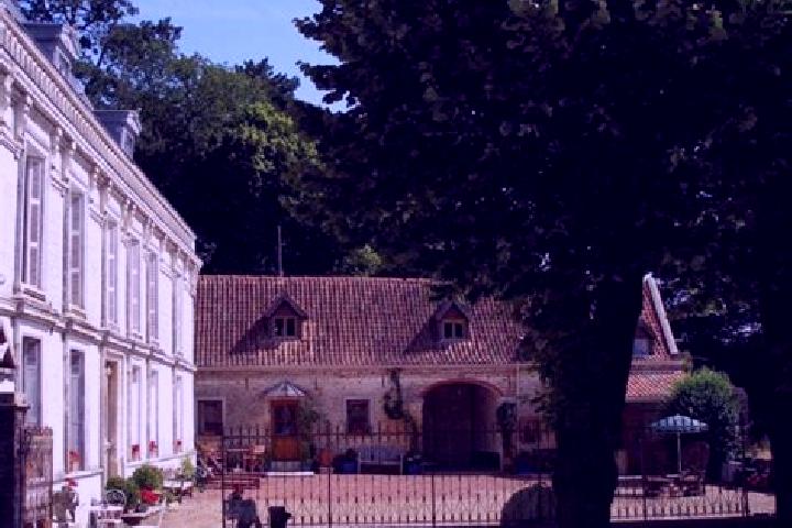 escort Thiembronne
