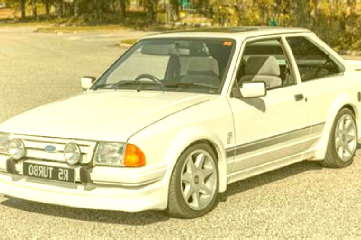 escort Thurgoona