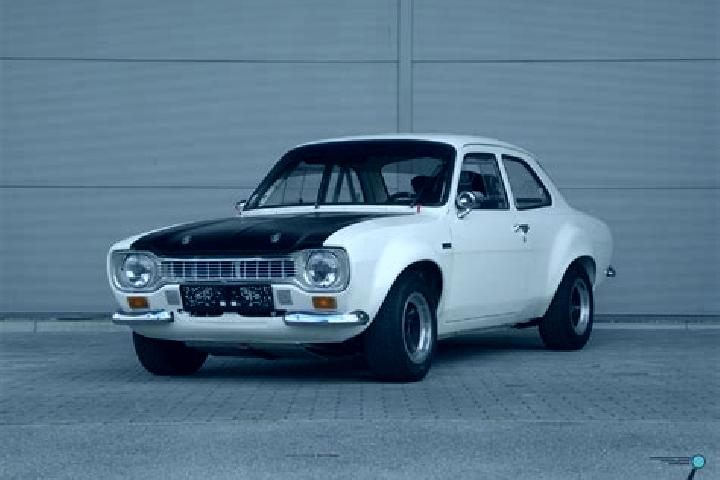 escort Tiapoum
