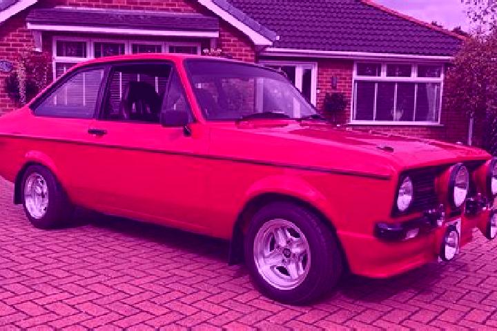 escort Ticleni