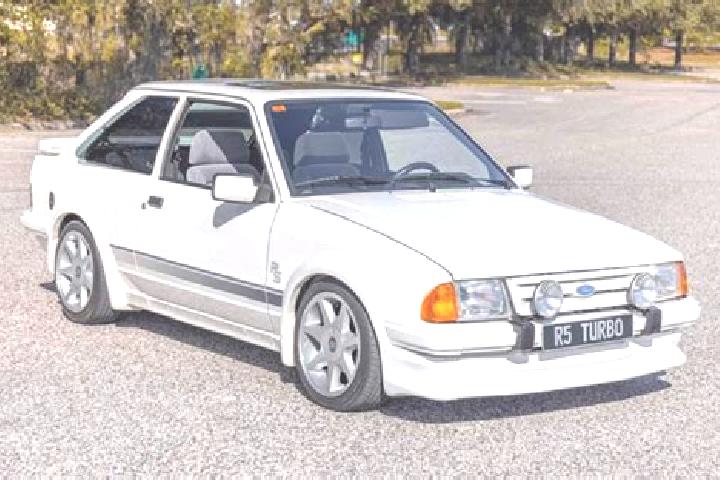 escort Tlogowaru