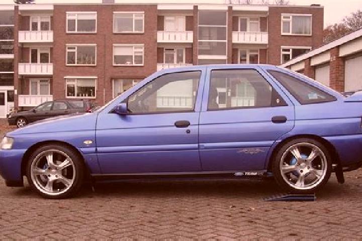 escort Toen