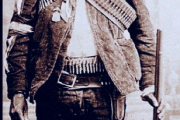 escort Tomas Urbina