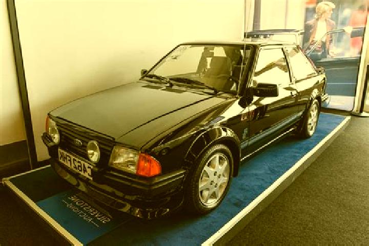 escort Troitskiy