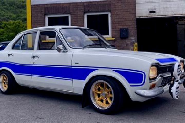 escort Tsotili