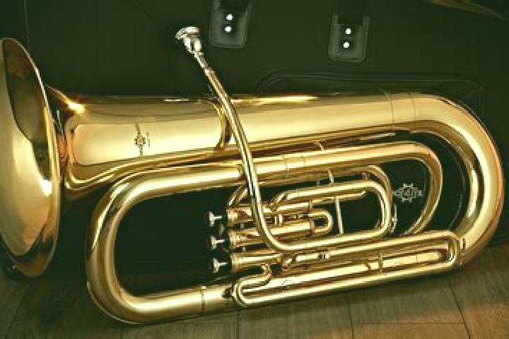 escort Tuba-Wuli