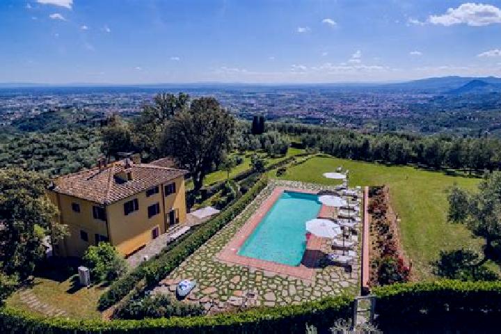 escort Tuscany-Canterbury