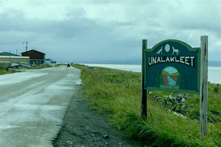 escort Unalakleet