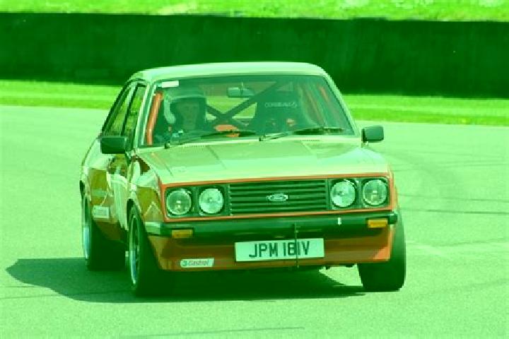 escort Upper Land
