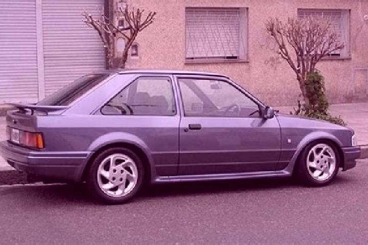 escort Uxeau