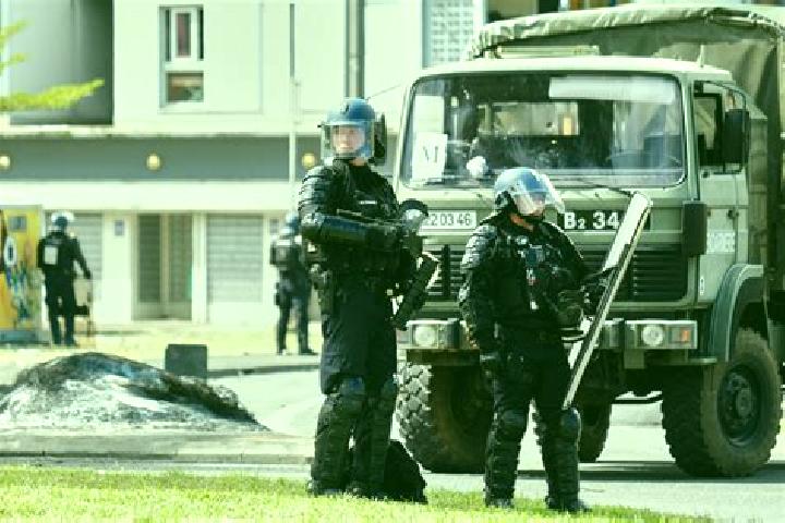 escort Vallee du Tir
