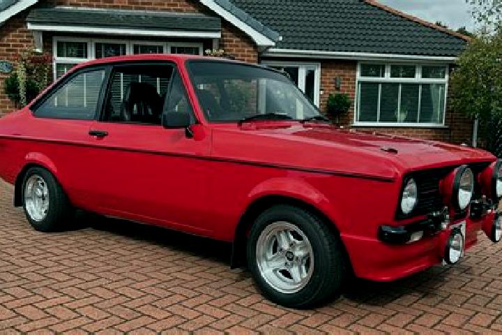 escort Valmorea