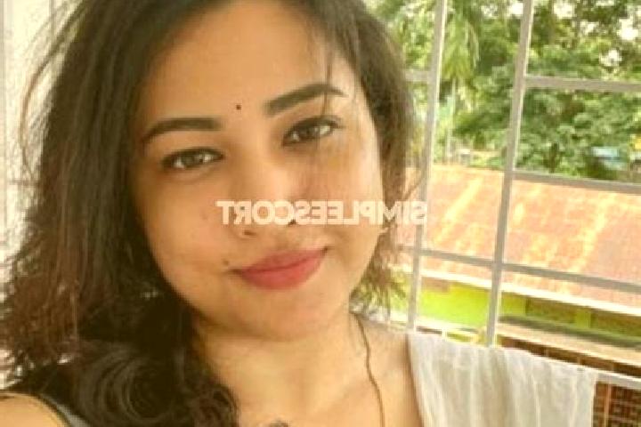 escort Valparai