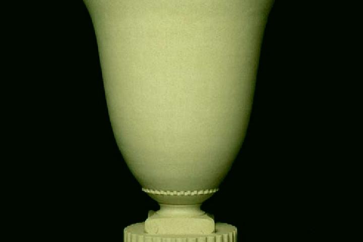 escort Vase