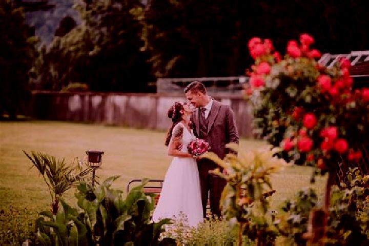escort Veltheim (Kreis 5) / Blumenau