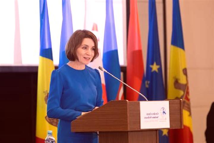 escort Velyka Byihan