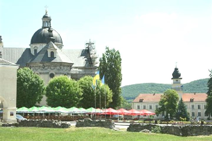 escort Velyki Nyzghirtsi