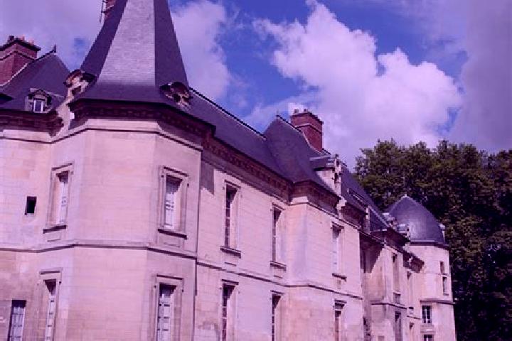 escort Verneuil-en-Halatte