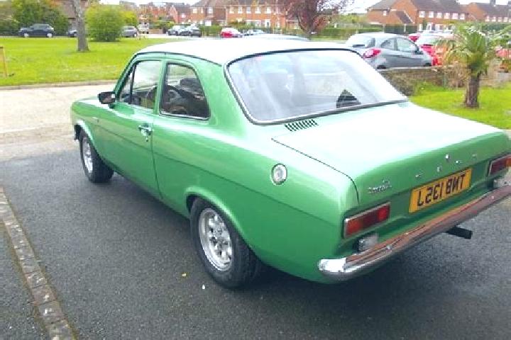 escort Vert-le-Grand