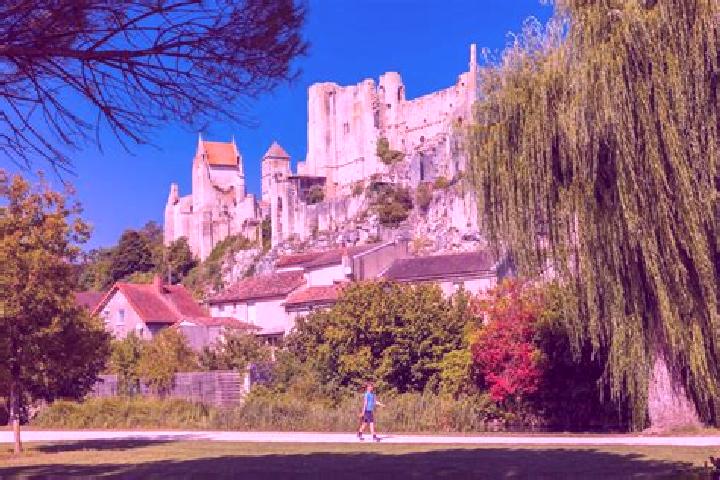 escort Vienne-le-Chateau