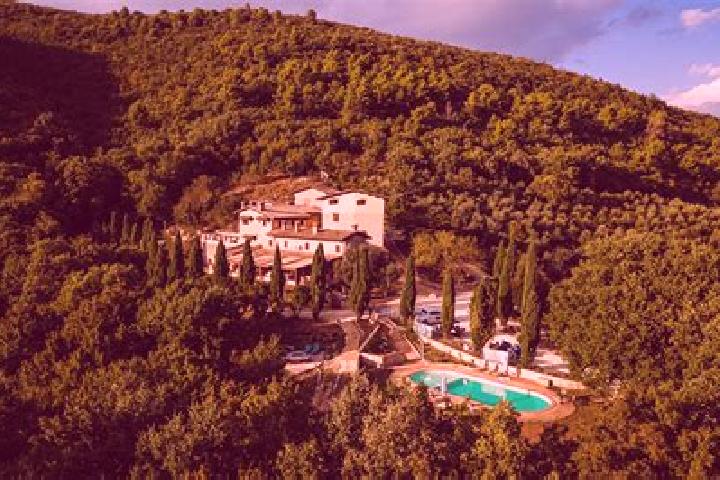escort Villa-Borgo