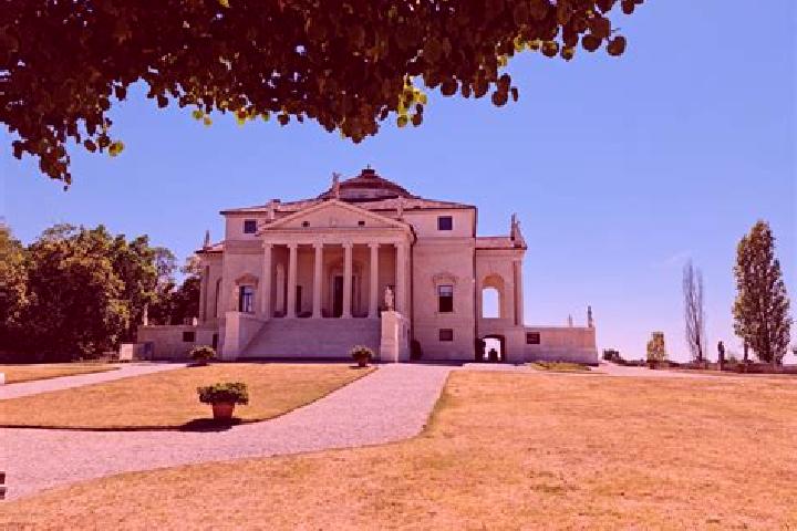 escort Villa Darien