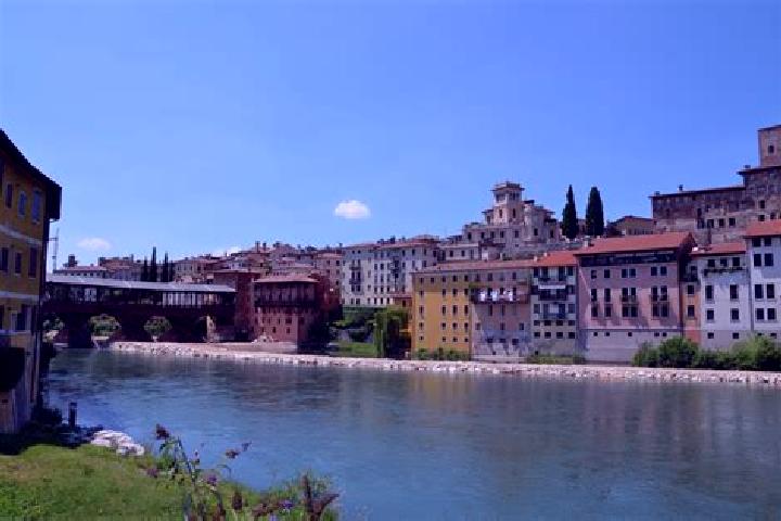 escort Villa di Molvena