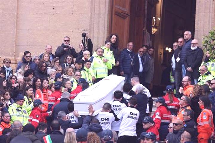 escort Villanova del Battista
