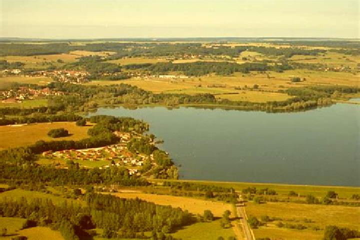 escort Villegusien-le-Lac
