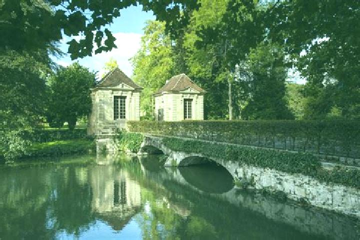 escort Villeneuve-le-Comte